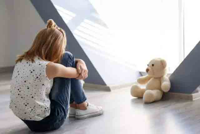 孩子不爱说话就是孤独症？提醒：孤独症通常有这3点特征！
